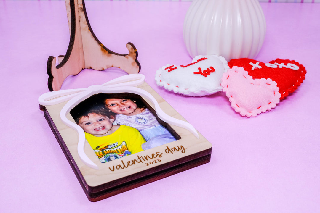 Valentine's Day Custom Photo Frame Gift, Personalized Picture Frame with stand, Gift for New Parents, Gift for Grandparents, Pink Bow Frame