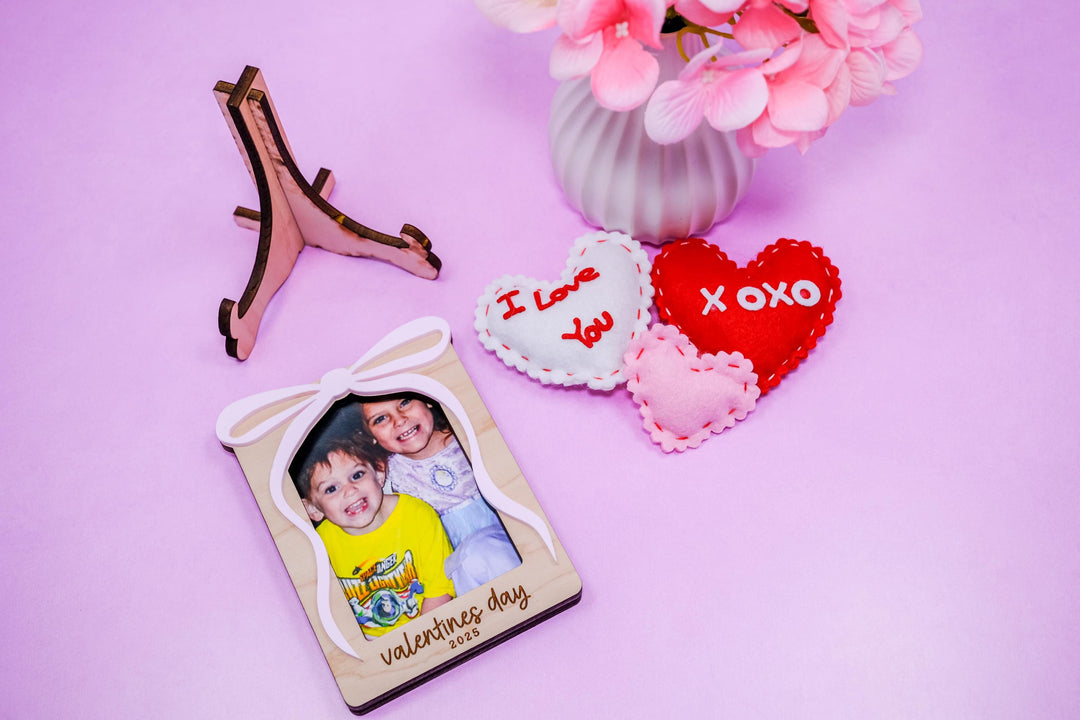 Valentine's Day Custom Photo Frame Gift, Personalized Picture Frame with stand, Gift for New Parents, Gift for Grandparents, Pink Bow Frame