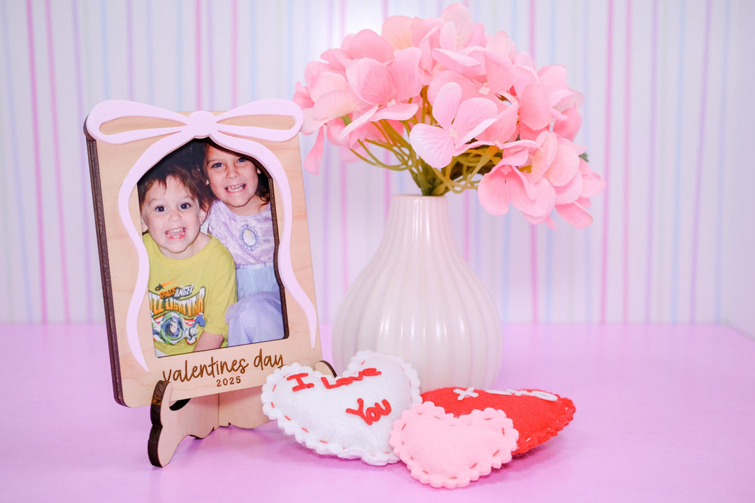 Valentine's Day Custom Photo Frame Gift, Personalized Picture Frame with stand, Gift for New Parents, Gift for Grandparents, Pink Bow Frame